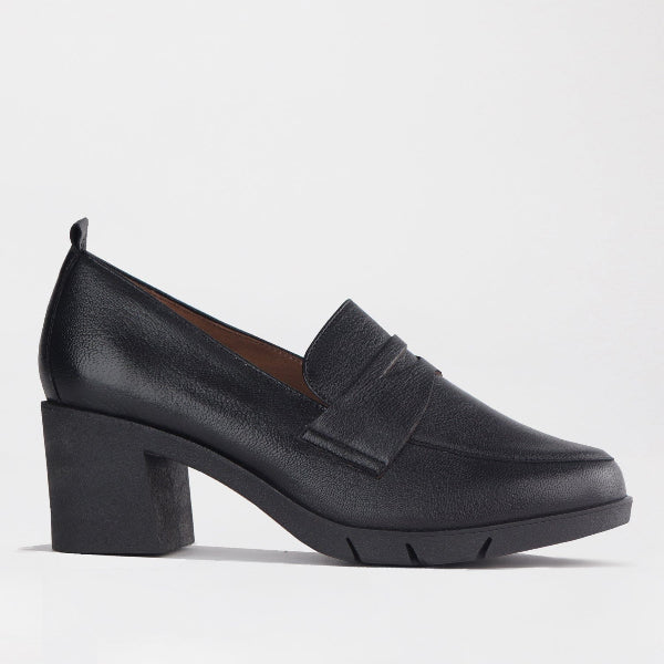 Mary Jane Suede Flat In Brown - 12993